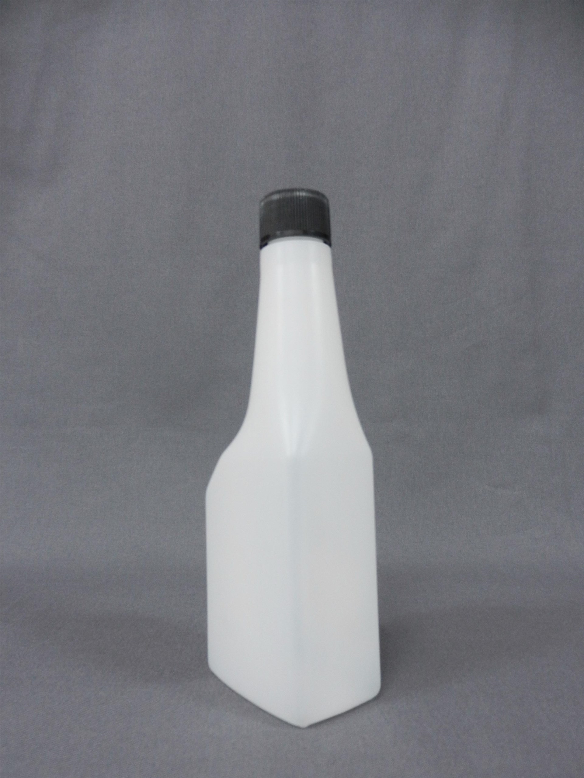 J-11 化工瓶 270cc 