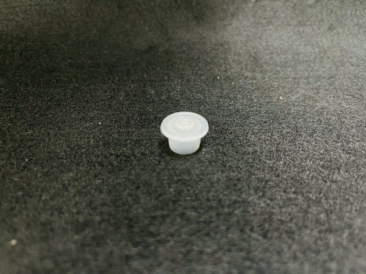 11-6號有孔內塞  