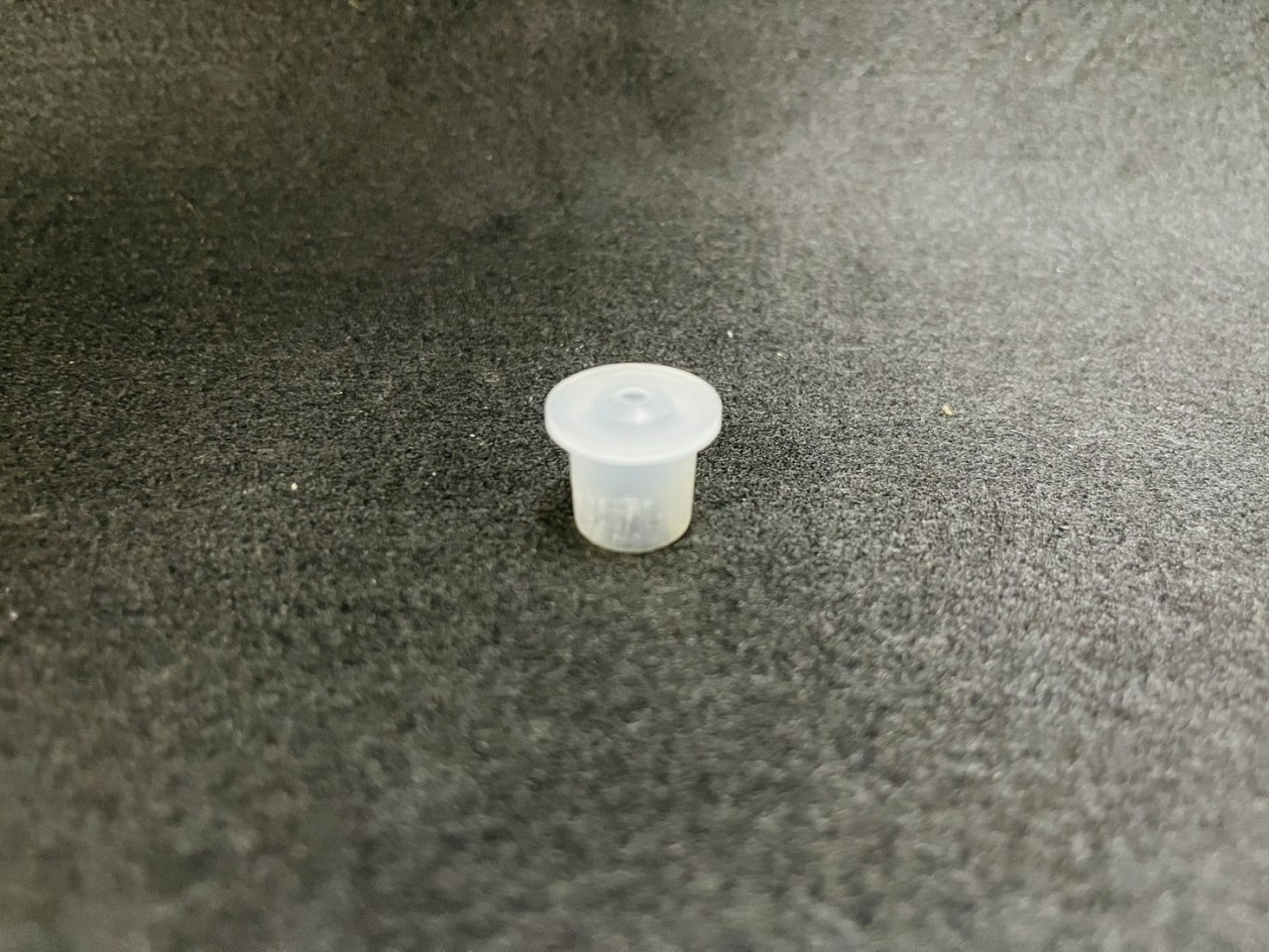 12-9號有孔內塞  