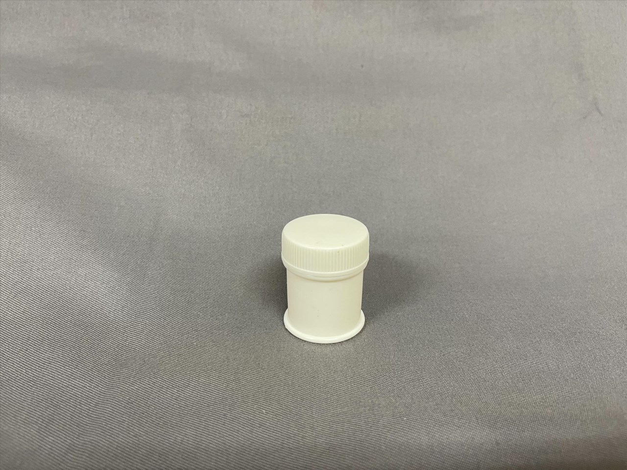 L-17藥膏盒20G  