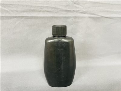 G-50黑色扁型瓶80cc 